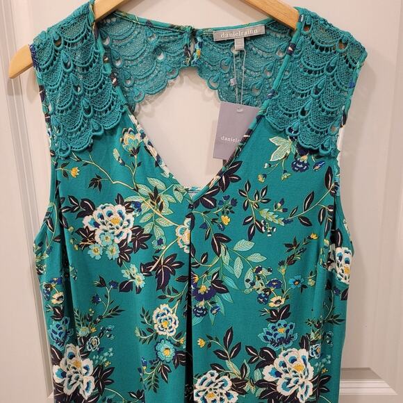 Daniel Rainn Teal Floral Peek a Boo Lace Blouse - Picture 5 of 8